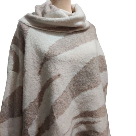 Debut XS Beige Cream Zebra Print Oversized Cowl Neck Sweater Textured Knit Cute - Picture 2 of 12